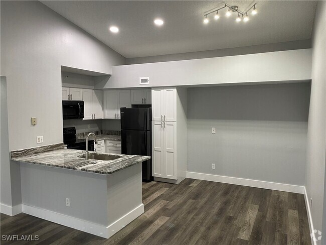 Building Photo - 13631 Eagle Ridge Dr Unit 227 Rental
