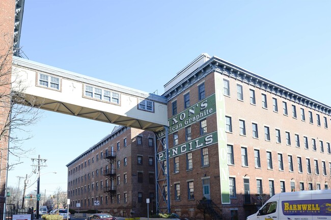 Photo - 186 Wayne St Unidad 116D Rental