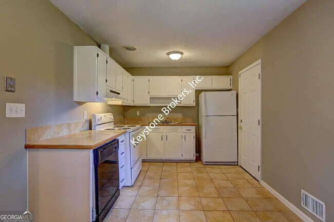 Photo - 10119 Port Royal Ct