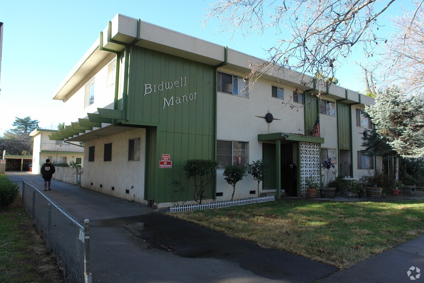 Bidwell Manor - Bidwell Manor Apartments