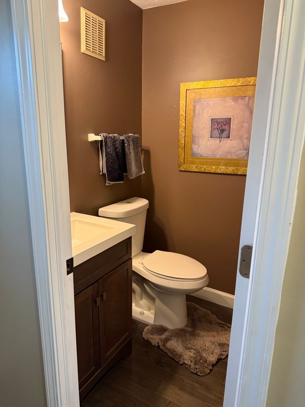 Photo - 443 Lockhaven Ct