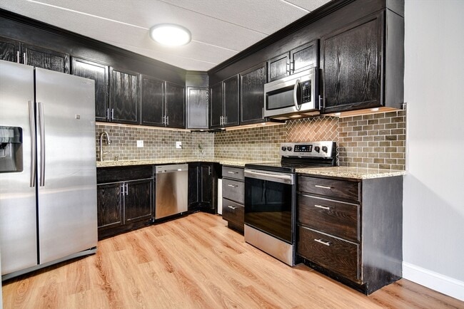 Building Photo - 147 Turner Rd Unit 106 Rental