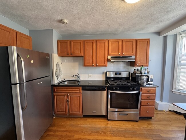 Photo - 128 Bunker Hill St Unidad 2