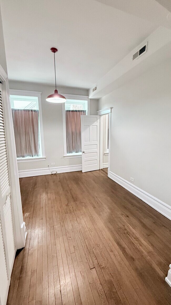 Photo - 2104 S Washtenaw Ave. Unit 3R