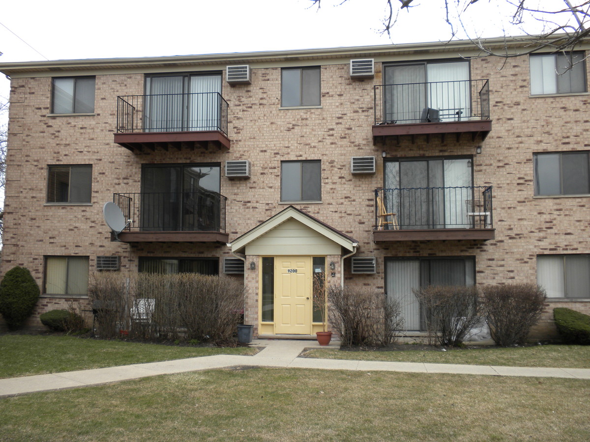 Photo - Hamilton Court Apartments