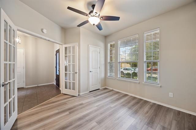 Photo - 2028 Carriage Rd