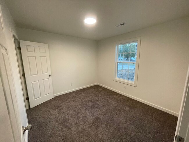 Photo - 1700 Norwood Dr N Unit A