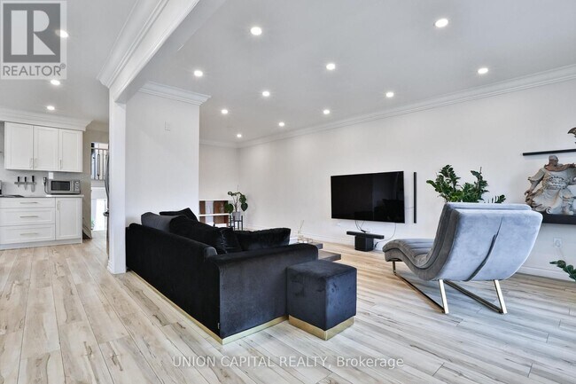 Photo - 21 Avon Crescent