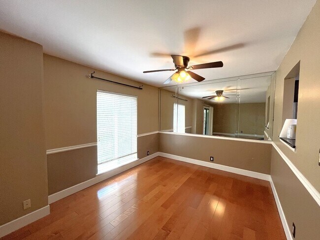 Photo - Great 1 bedroom, 1 bathroom condo in the heart of Green Hills!