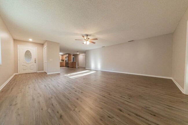 Photo - 673 Augusta Rd