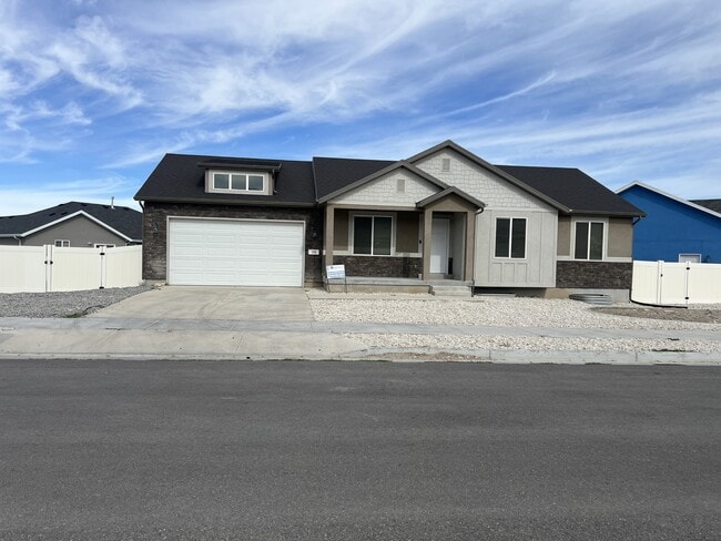 Building Photo - 304 Destiny Wy Rental
