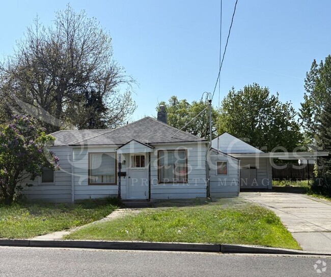 Building Photo - 2 Bed 1 Bath House