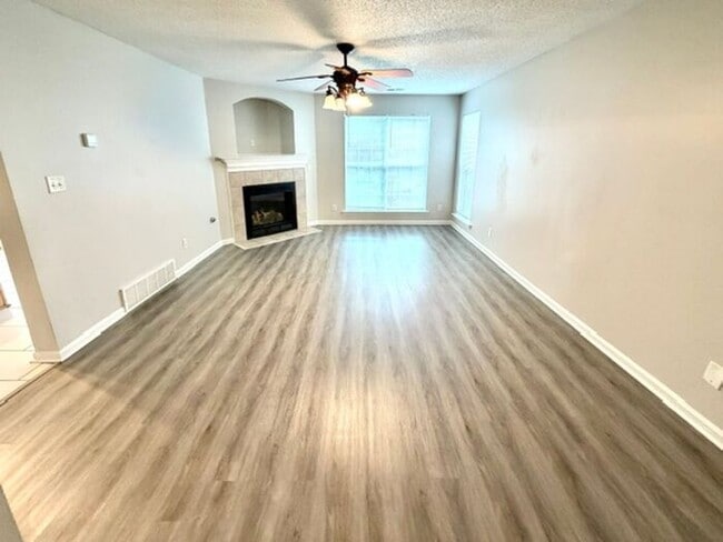 Photo - Now Leasing a 3 Bedroom 2.5 Bath Home In Cordova. Available Now.