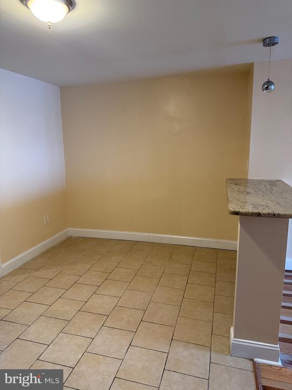 Photo - 1937 Georgian Rd Unidad 1