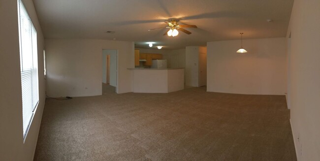 Photo - 4-Bedroom House for Rent in Killeen