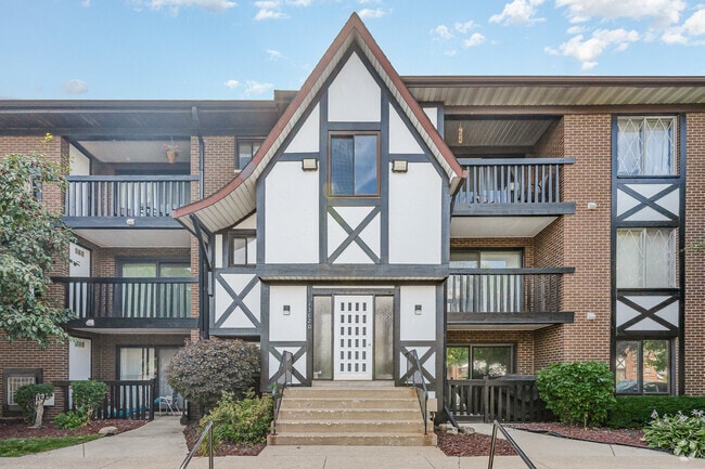 Building Photo - 13620 Lamon Ave Rental