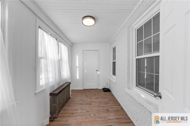 Photo - 34 Maple Ave Unit 1