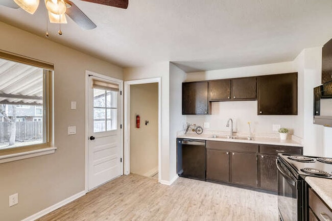 Photo - 6032 S Garland Way