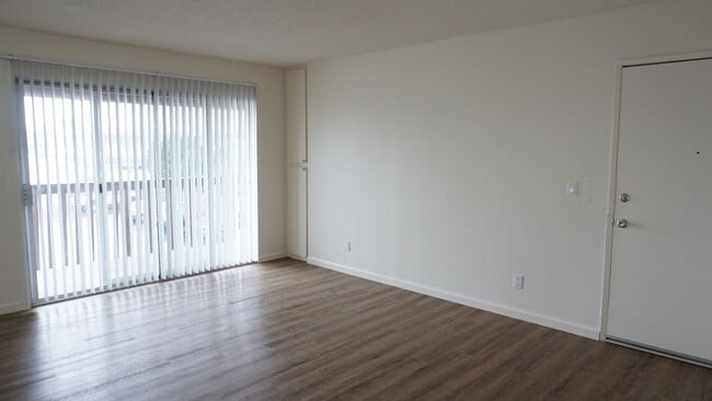 Photo - 1 bed, 1 bath Unit 10