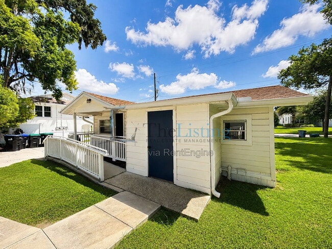 Photo - 2310 S Shine Ave