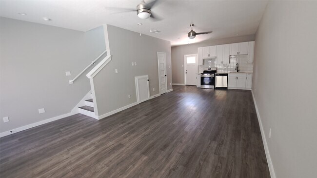 Photo - 9806 Fillmore St Unit B