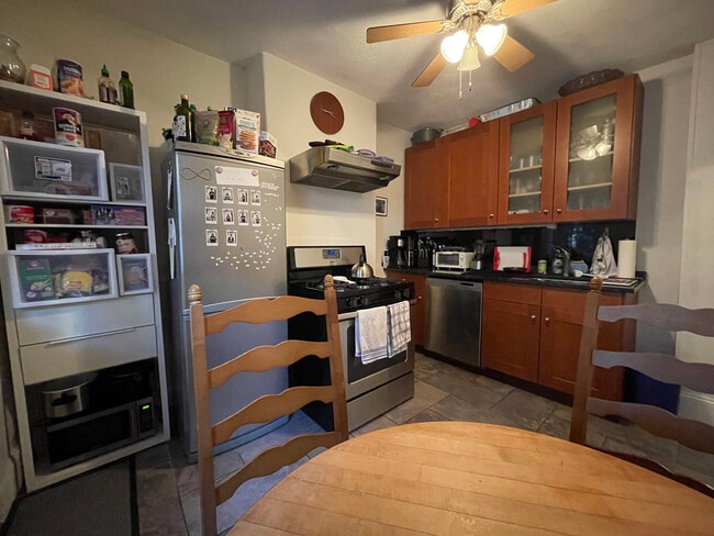 Photo - 54 Saint Germain St Unidad 2