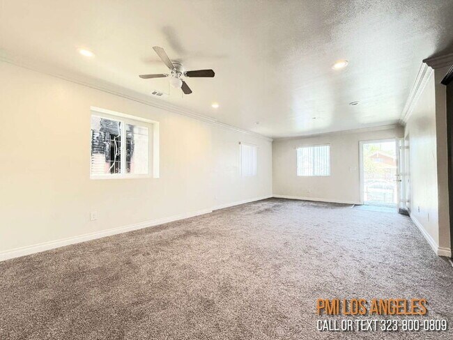 114 W 50th St