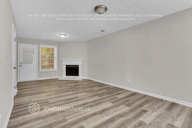 Photo - 5230 Alexander St