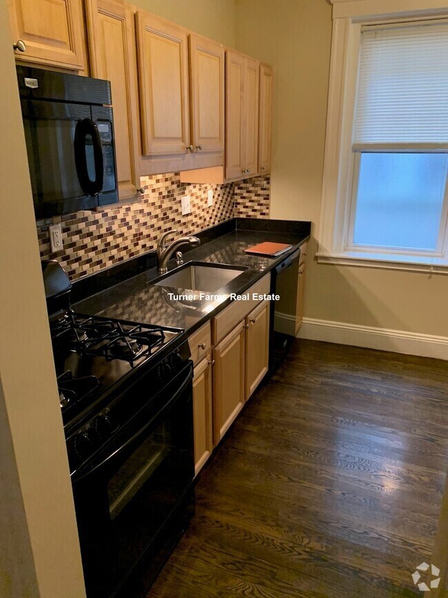 Building Photo - 328 Huntington Ave Unit 3 Rental