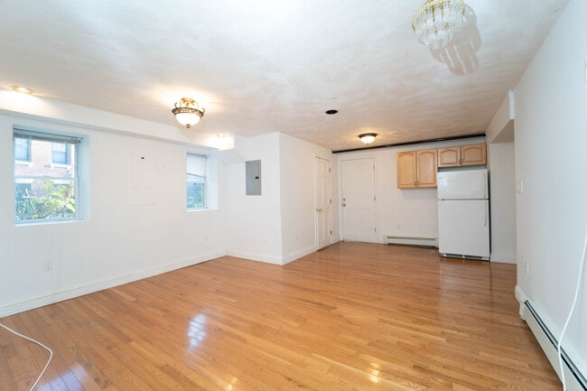 Photo - 1776 Commonwealth Ave Unit B1