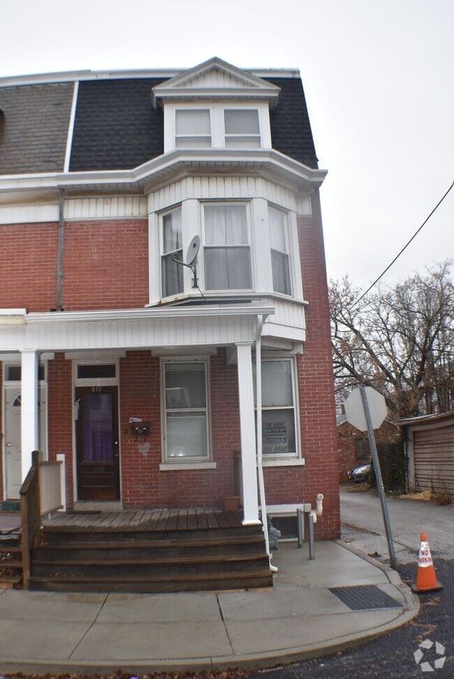 Building Photo - 857 Wayne Ave Unit 1 Rental