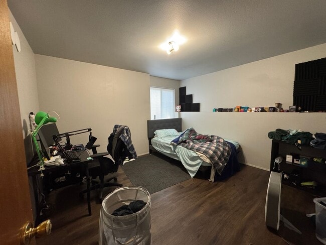 Photo - Nice and Spacious 5 Bedroom 2 Bath House C... Unidad # 2217