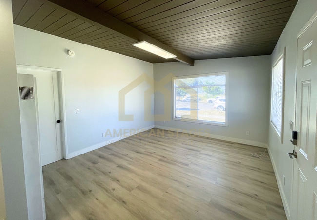 324 N L St Unidad B