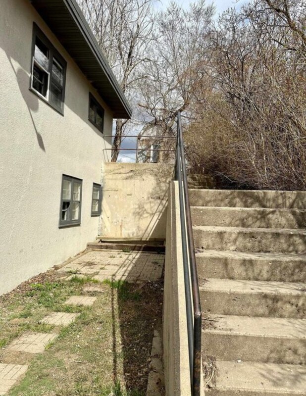 607 Main St S Apartment Unit B Minot, ND