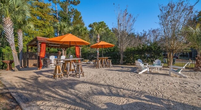 Palmetto Pointe Apartment Homes