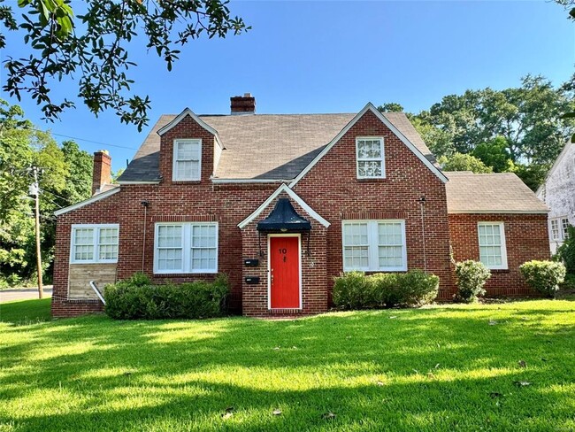 Building Photo - 105 Arlington Rd Rental