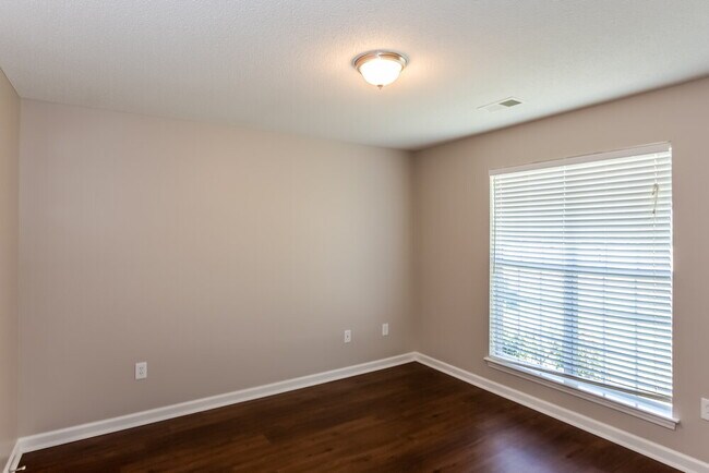 Photo - 5778 Kuykendall Dr