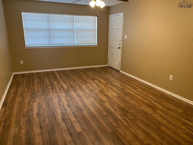 Photo - 4005 Boren Ave