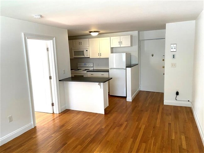 Photo - 134 Summer St