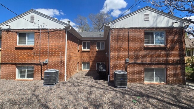 Photo - 1557 1/2 Tamarac St Unit bottom