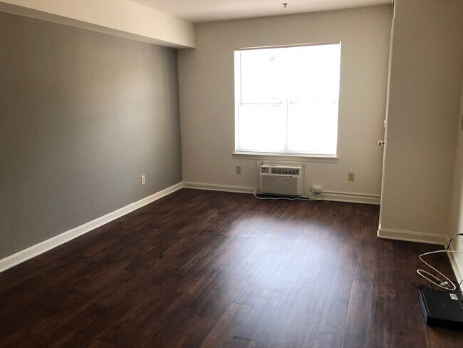 Photo - Hickory Hills East, LLC