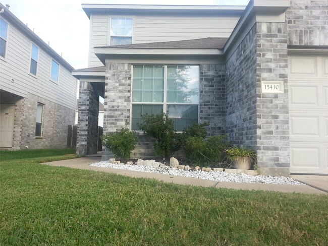 Photo - 15430 Elm Leaf Pl