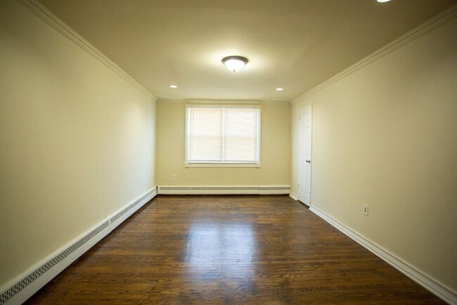 Photo - NEWLY RENOVATED 1 BEDROOM APARTMENT - 6430 1/2 TULIP ST
