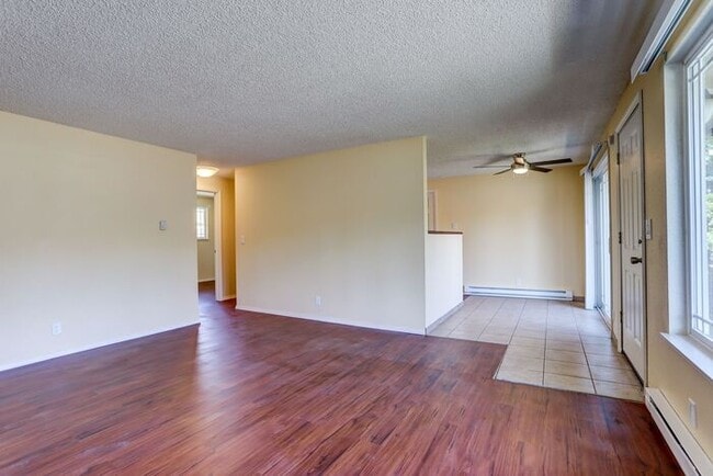 Photo - Remodeled Spacious 2 Bed 1 Bath In Quiet Community