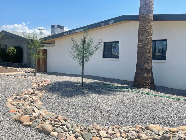 Building Photo - 3301 N 66th Pl Rental