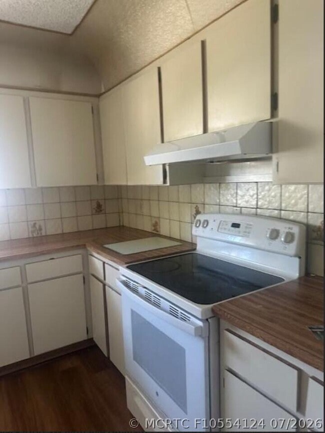Photo - 5922 Thomas St