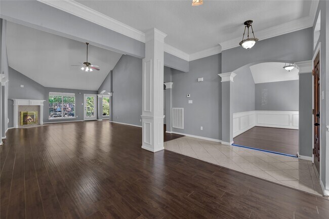 Photo - 27186 Kings Manor Dr S