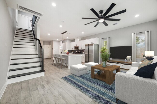 Photo - 928 Granville Dr