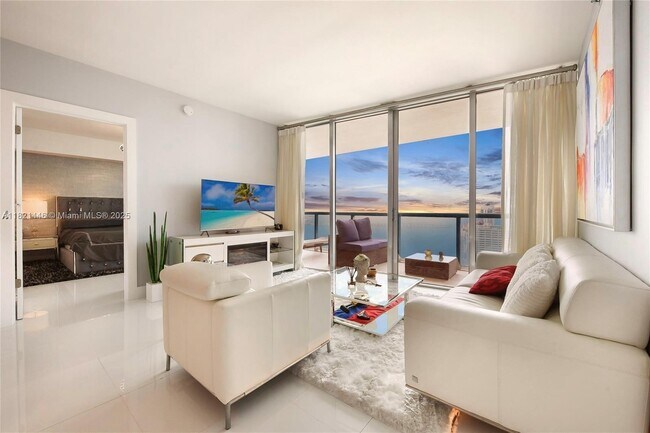 Photo - 495 Brickell Ave Unidad 4505