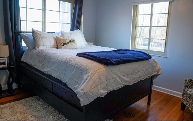 Photo - 1750 E Broad St